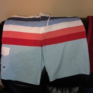 Men’s swimming trunks